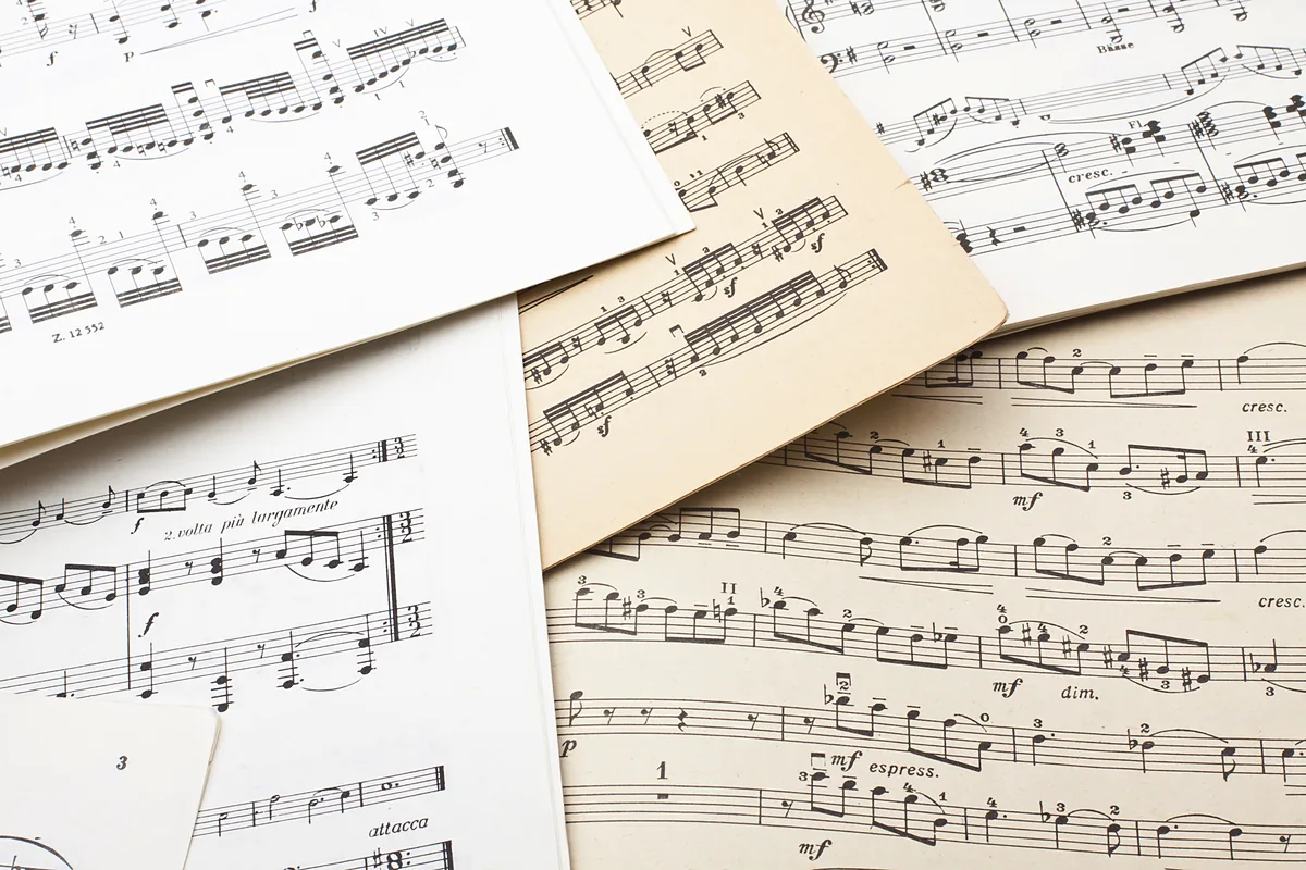 Pages of finely engraved classical sheet music.